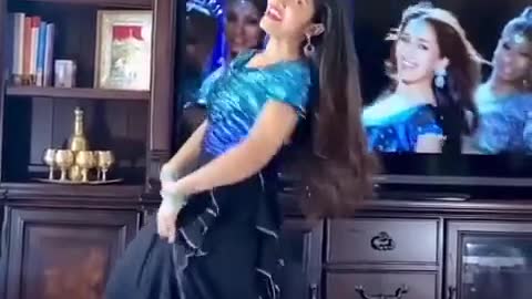 M to thumka lgake sarma gyi ladi dance