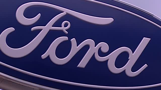 Ford faces over $1B in damages over fatal rollover