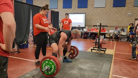 650 lb deadlift