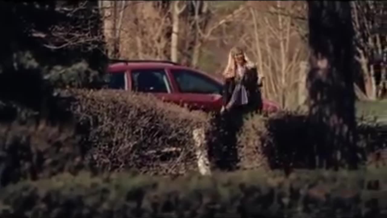 New Wolkswagen Golf - Old Advert