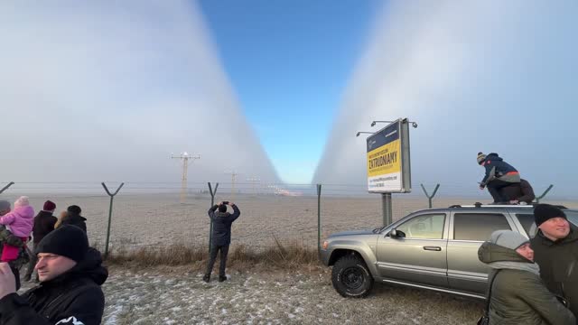 Antonov cutting thru dense fog