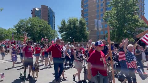 Coeur d'Alene Idaho banned crosses for the 4th of July parade and look what happened