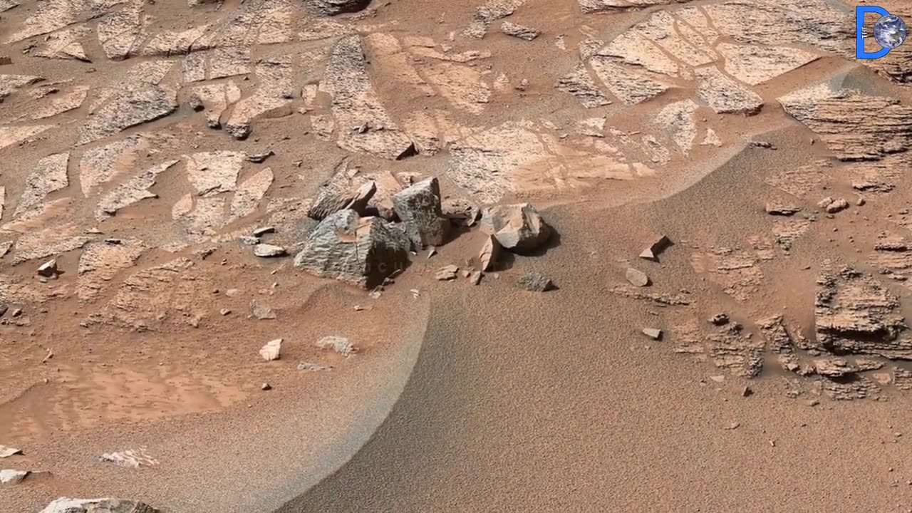 Shocking Scene of Mars Life