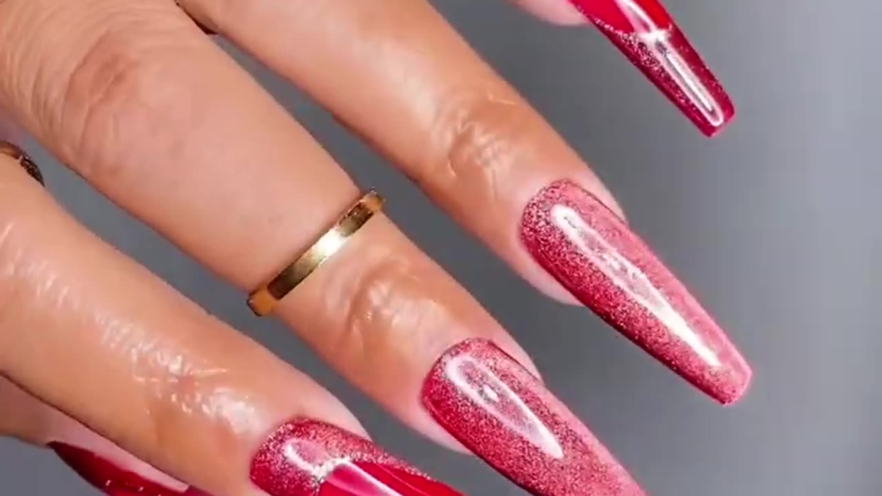 Perfect Nail Design for Christmas & Holiday LDS 9D Rainbow Cat Eyes