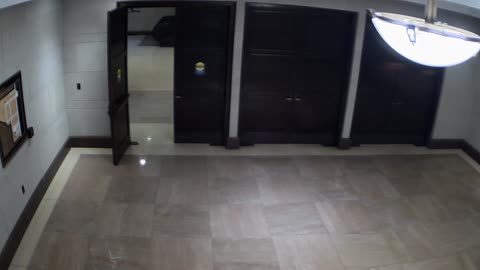 7189CVCLLSVC205_2021-01-05_16h00min01s357ms.mp4