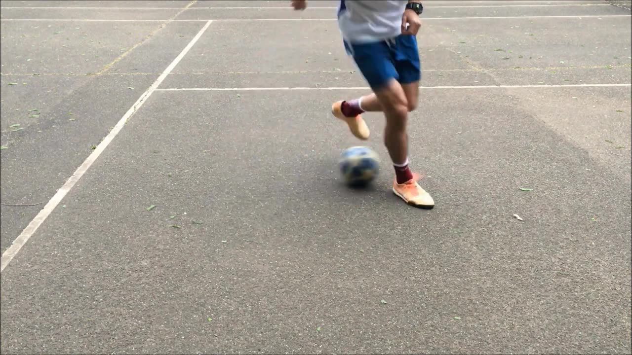 Learn "Ambidextrous Clapping" (Séan Garnier Skill) - Basic Street Football Skill - Tutorial