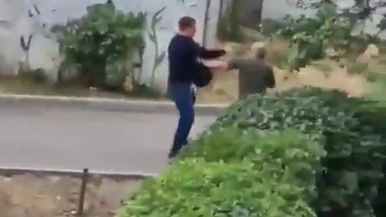 A Ukrainian man defends himself against an abductor from the Ukrainian Zelensky regime
