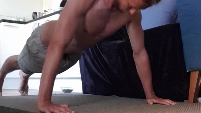 #16 25x4sets 100 pushups