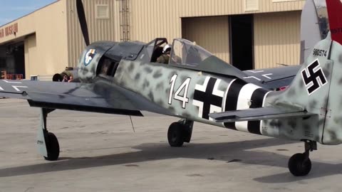 Focke-Wulf 190 startup.