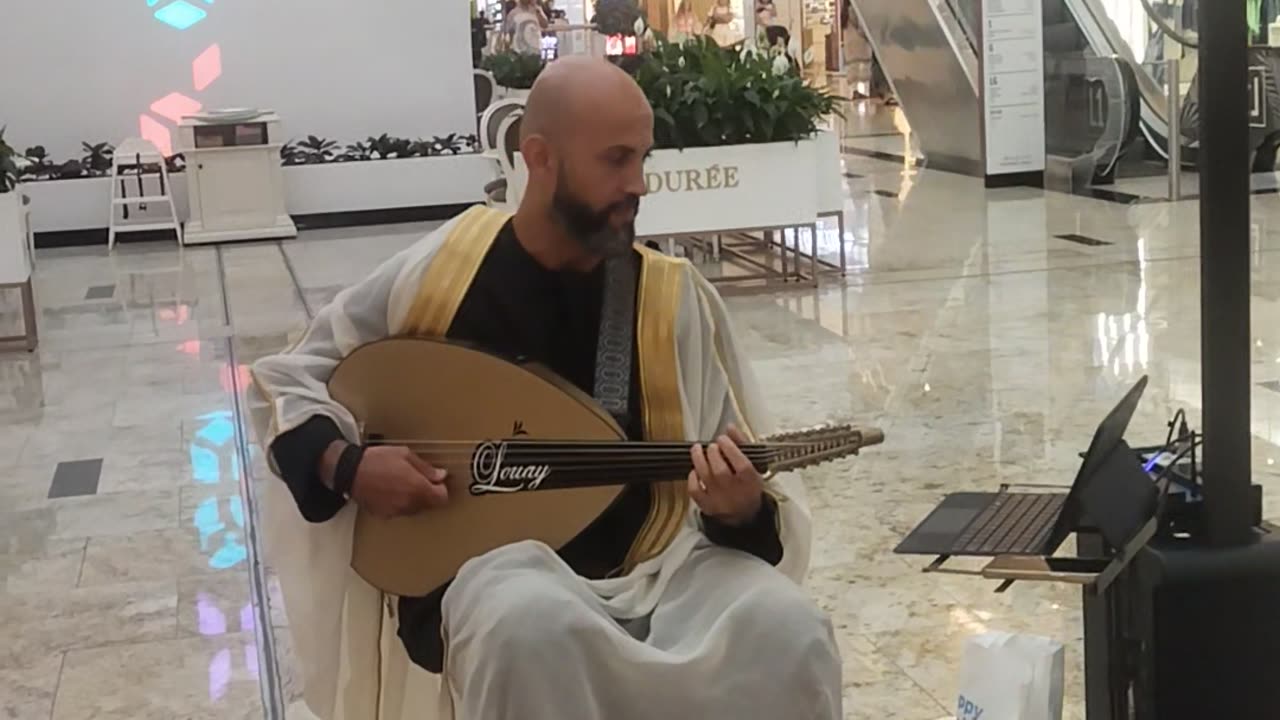 Biutiful sound live Dubai nakhel mall