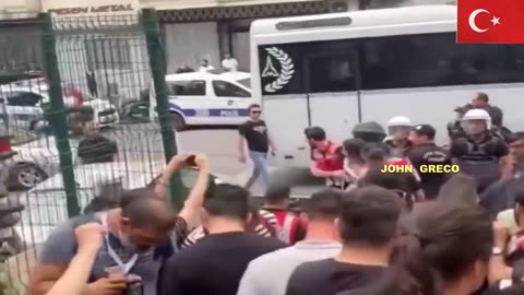 👉ΚΩΣΤΑΝΤΙΝΟΥΠΟΛΗ !!🔥👉Το G@y Pride... #ΑΝΤΕΞΕ... ( 5 )... ΛΕΠΤΑ !!😂