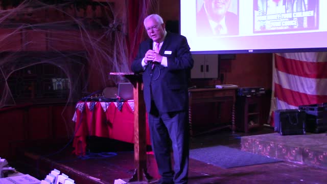 Mike Alexander speaks to the Redlands Tea Party Patriots, Oct 7, 2021