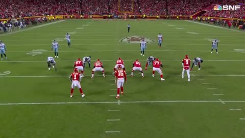 Patrick Mahomes BIG RUN on 3rd and long