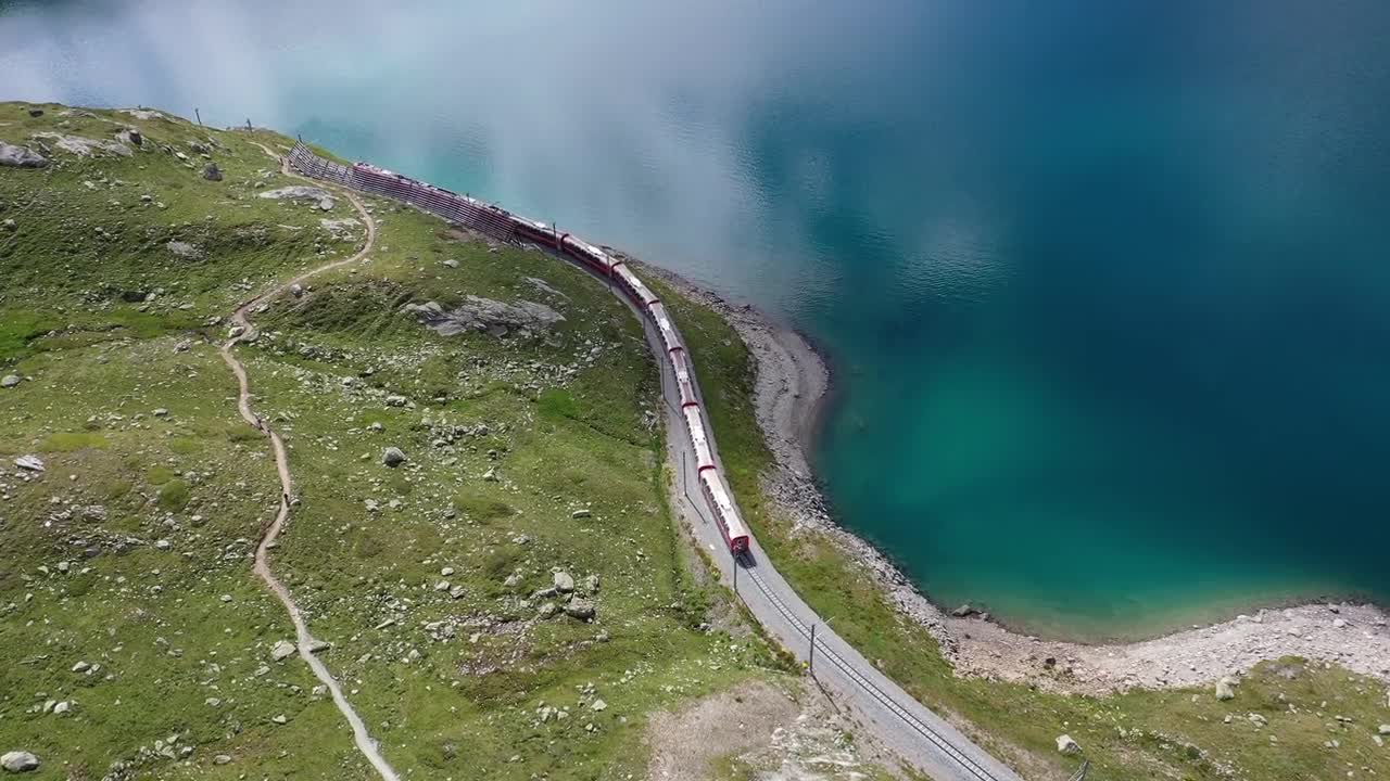 Glacier Express R h b