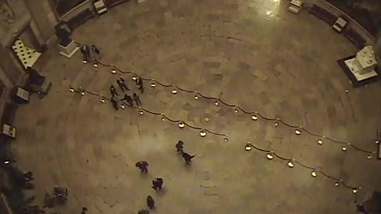 0218USCD02CapitolRotunda_2021-01-06_23h00min01s287ms.mp4