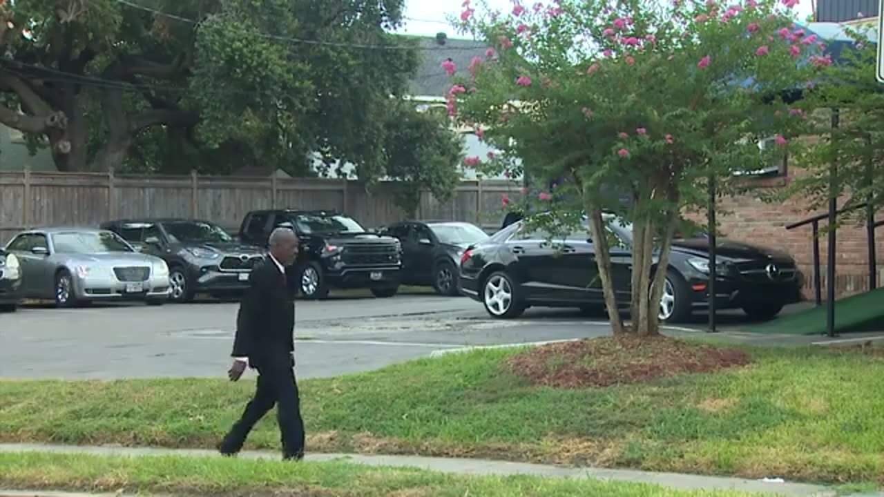 Community comes together to mourn Landon Payton at funeral