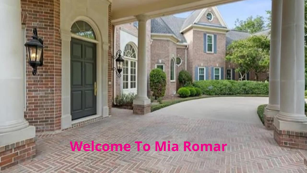 Mia Romar | #1 Realtor in Pearland, TX