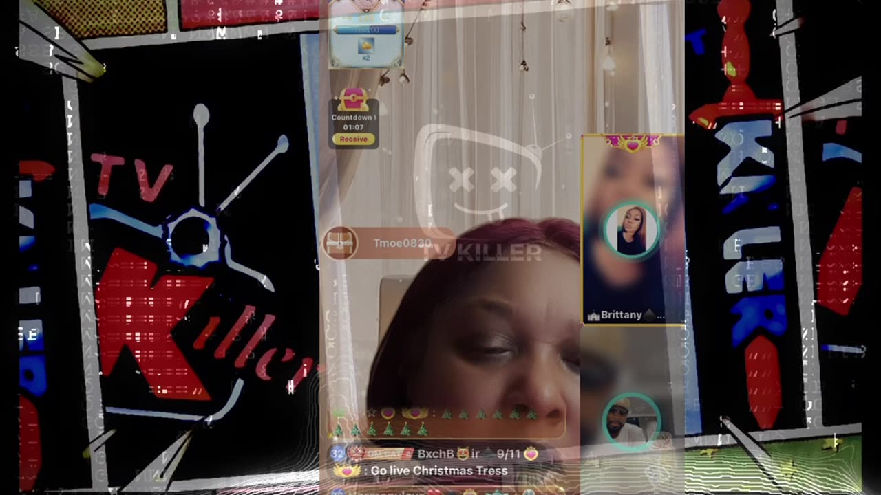 KEVIN JOINS RUNS UP IN THE TOM CATS LIVE AN CHECK EVERY FUCK BODY INCLUDING TOMIKAY