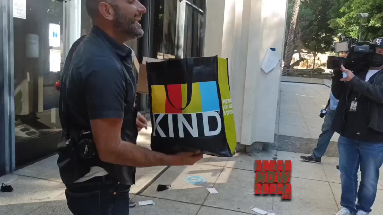 Dropping off Masks LA public health building