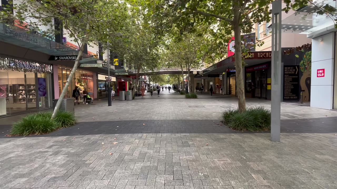 Exploring Perth Australia: A Walking Tour of Murray Street Mall February 2023