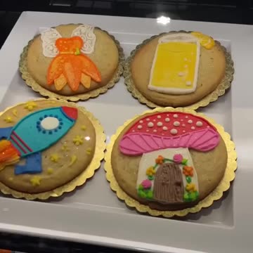 Decorating the Cake Case: Tips and Tricks