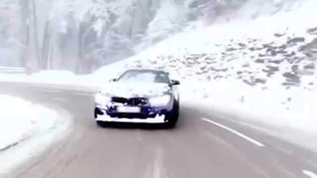 ‏BMW M4 CS Snow Fun ❄❄