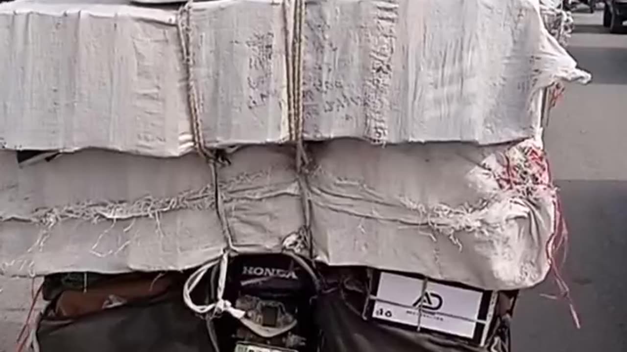 Pakistani jugaad on bike