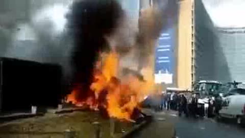 في بلجيكا خرج المزارعون بجراراتهم للاحتجاج على ارتفاع أسعار الأسمدة بشكلٍ ن