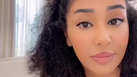 How do you even sit on this fat Azz.