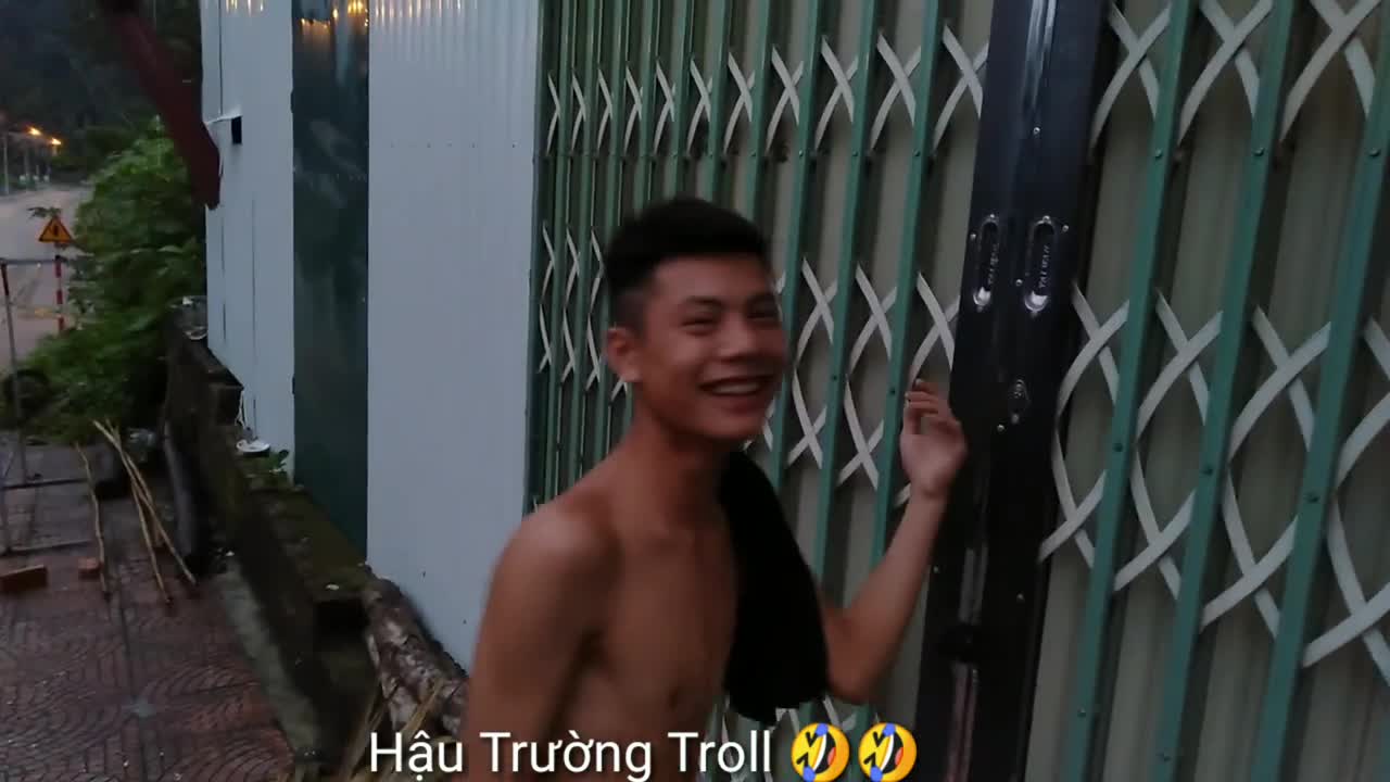 Funny video | Coi cấm cười | Phiên bản Việt Nam Hậu trường 🤣🤣 xem k nhặt được mồm