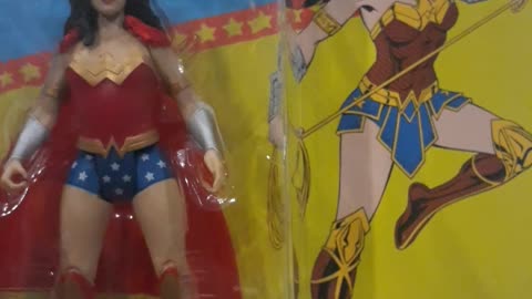 WONDER WOMAN DC MCFARLANE SUPER POWERS LINE ACTION FIGURE