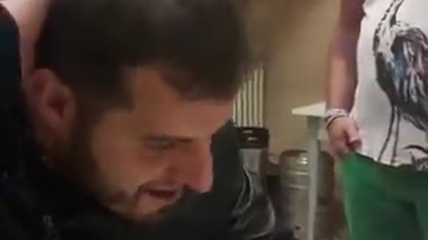 ΤΟ ΚΟΛΠΟ ΜΕ ΤΟ ΚΕΡΜΑ