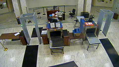 3100RHOB01SouthCapDoor_2021-01-05_02h20min01s083ms.mp4
