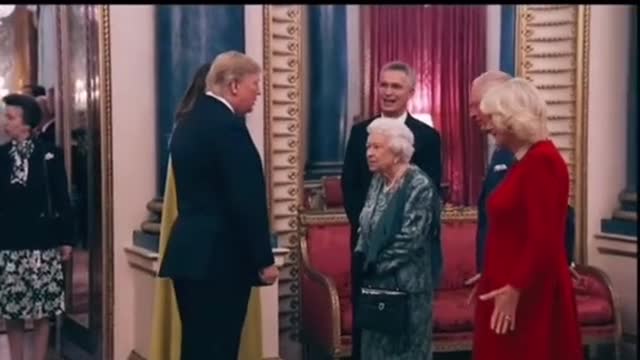 Queen Gets “Angry ”At Trump for Asking Questions