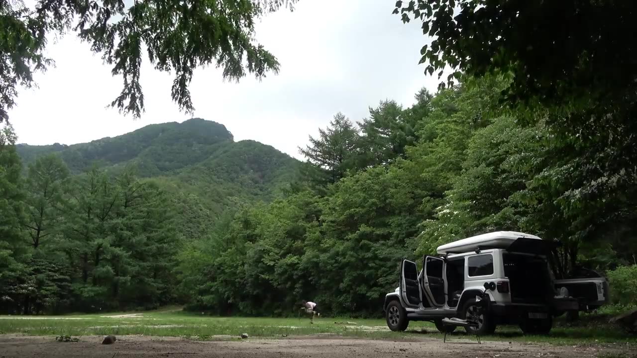 Solo camping soaked in rainstorm Real heavy rain Relaxing deep sleep ASMR