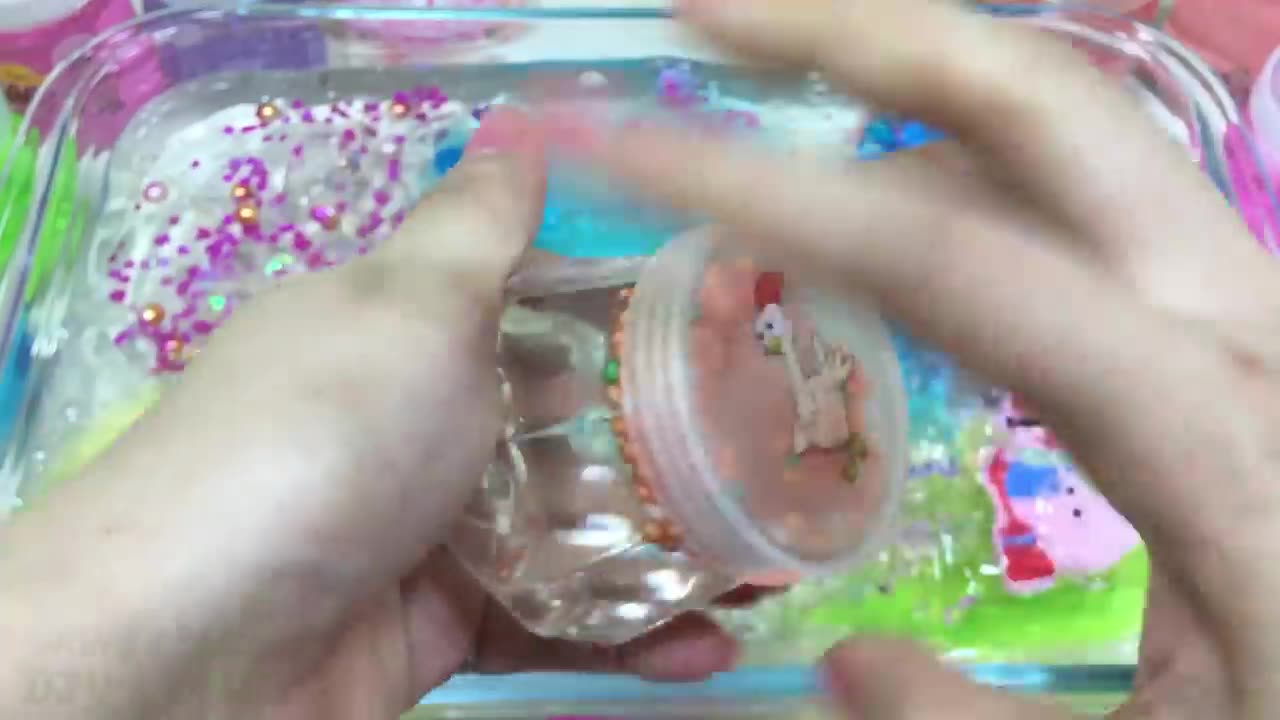 mixing a salime and clay into clear Slime