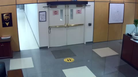 3902PSQB06LobbyReceptionArea_2021-01-05_03h20min00s407ms.mp4