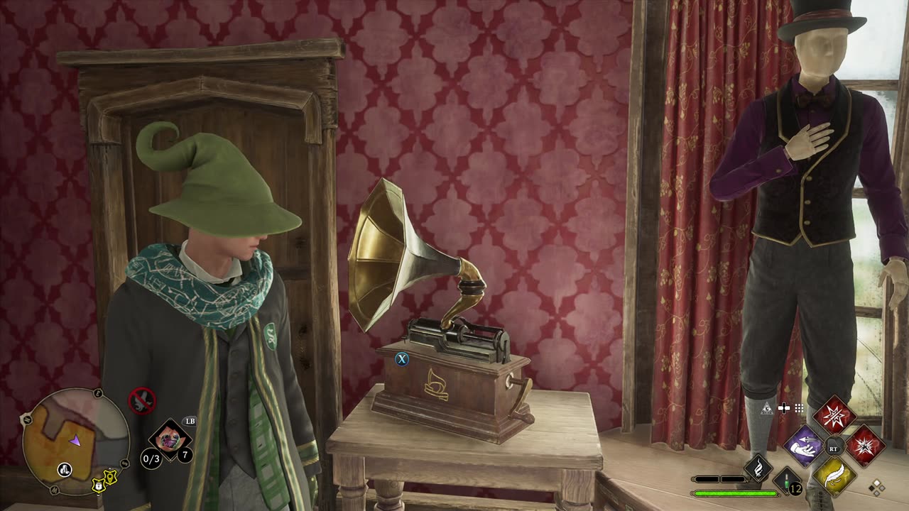 Hogwarts Legacy Unlocking Perks and Selling old gear