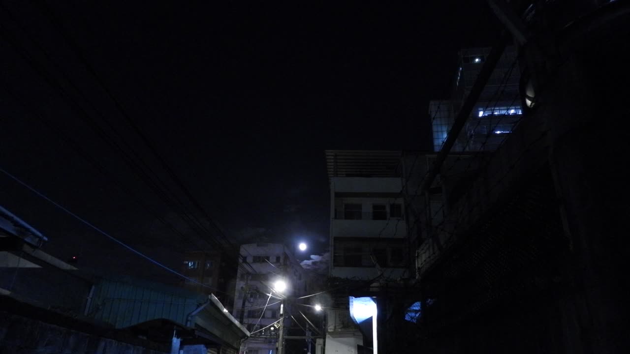 主後2023年11月27日晚照月亮