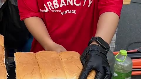 Hardworking 17 Year Old Girl Selling Thai Dessert