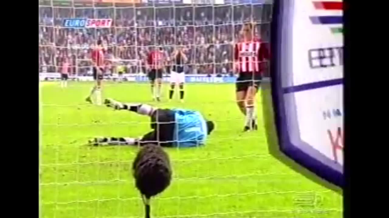 PSV Eindhoven vs Ajax (Netherlands Eredivisie 2005/2006)