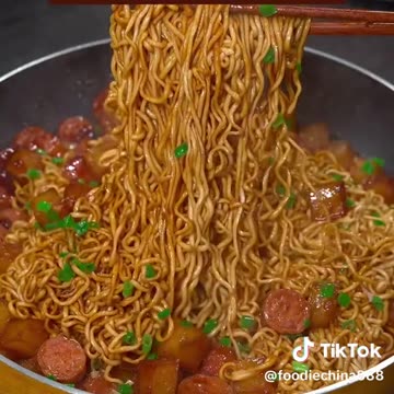 How to cook instant noodles like a pro?