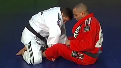 Gustavo Froes BJJ Ultimate Lessons Vol 08 Ground Fighting Sweeps & Reversals