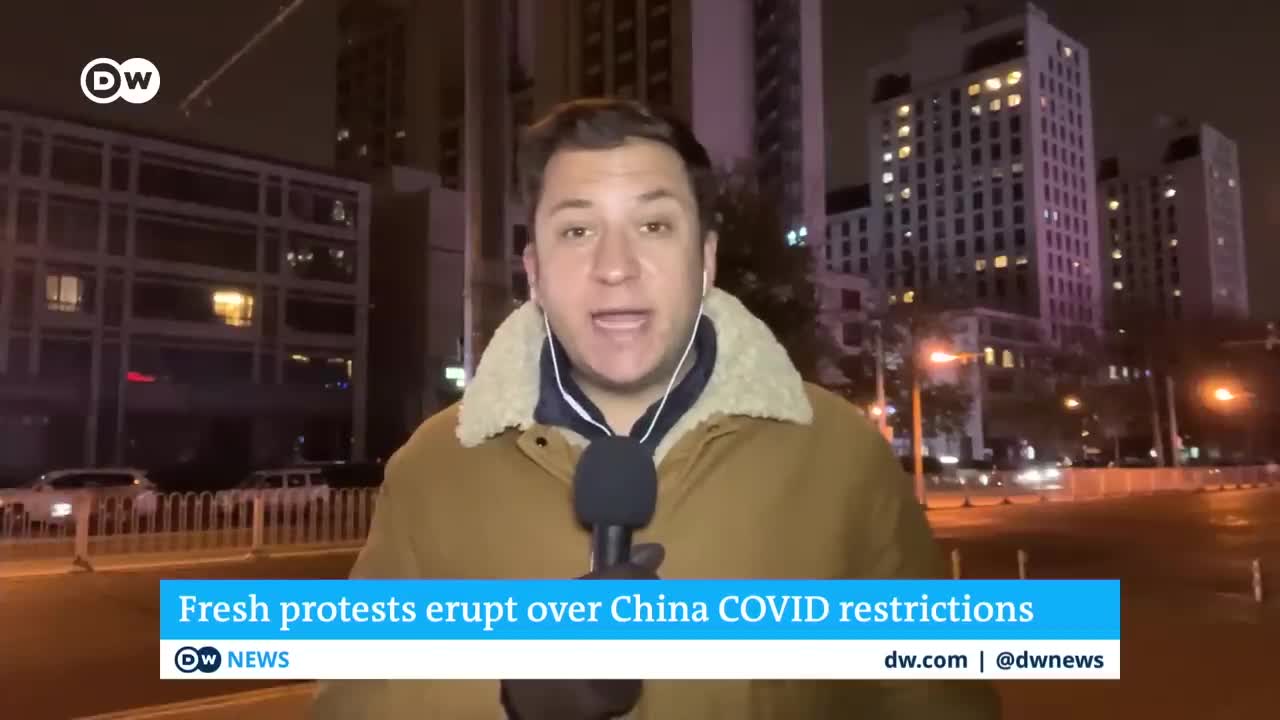 Protesters in China demand Xi Jinping step down - DW News