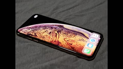 Review: Apple iPhone XS Max, 64GB, Silver - Unlocked (Renewed Premium)