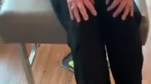 Angelia Desselle - Permanent Leg Tremors From The Pfizer Vaccine (2021)