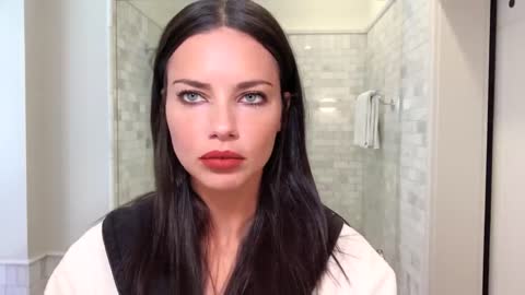 Adriana Lima Gets Ready for a Night Out | Beauty Secrets | Vogue