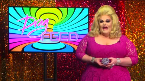 Darienne Lake "Meme Qween" on Drag Feed
