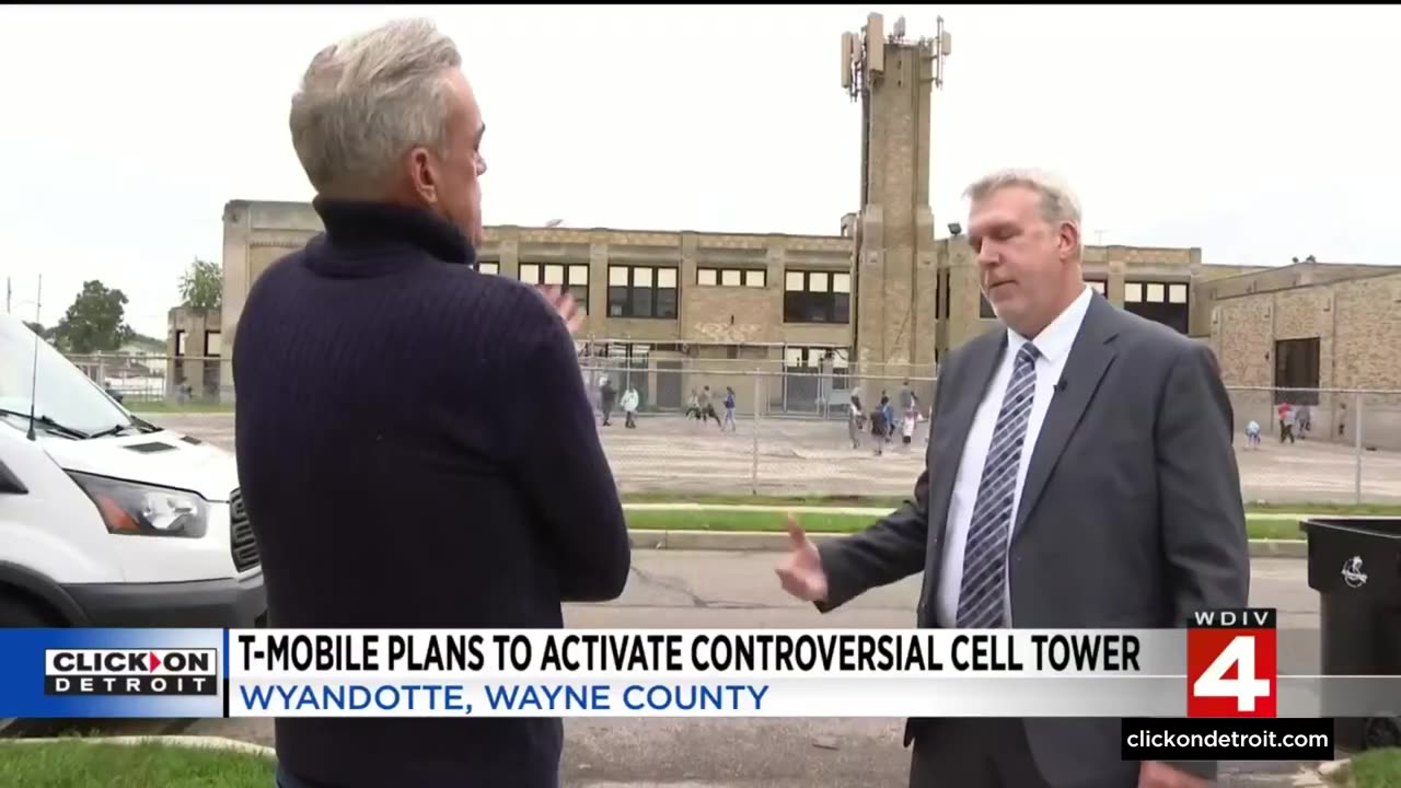 Detroit: Controversial Wyandotte elementary school 5 G cell tower to be activated Saturday