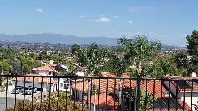 Ufo in the clouds cloaked?